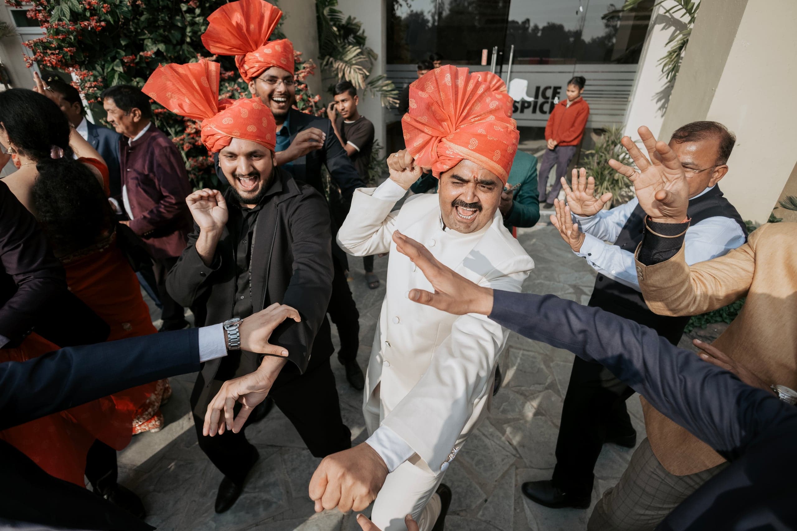 Candid wedding photography by A.H Studio, Bareilly — Photo 14